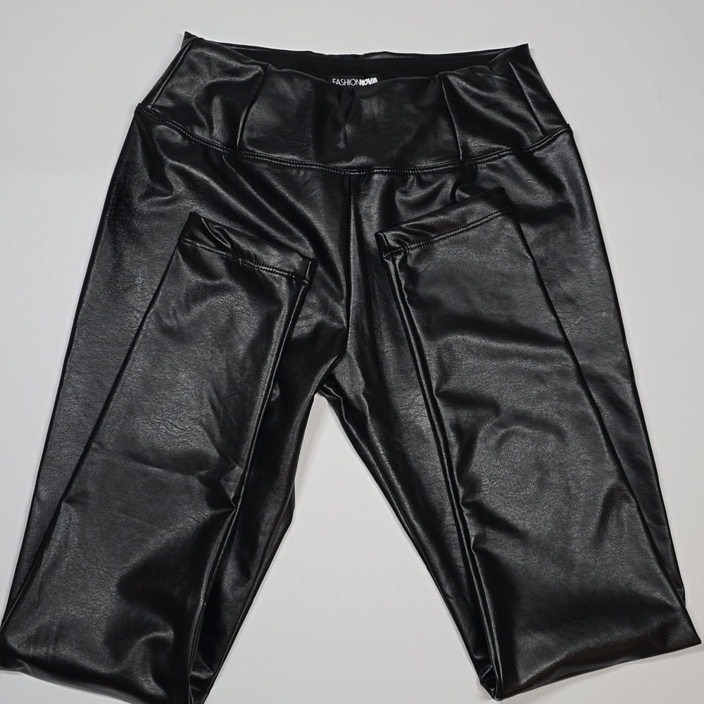 Stylish Black Faux Leather High Waisted Leggings - Picture 7 of 15
